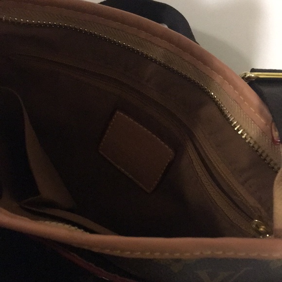 ... - Picture 2 of 2